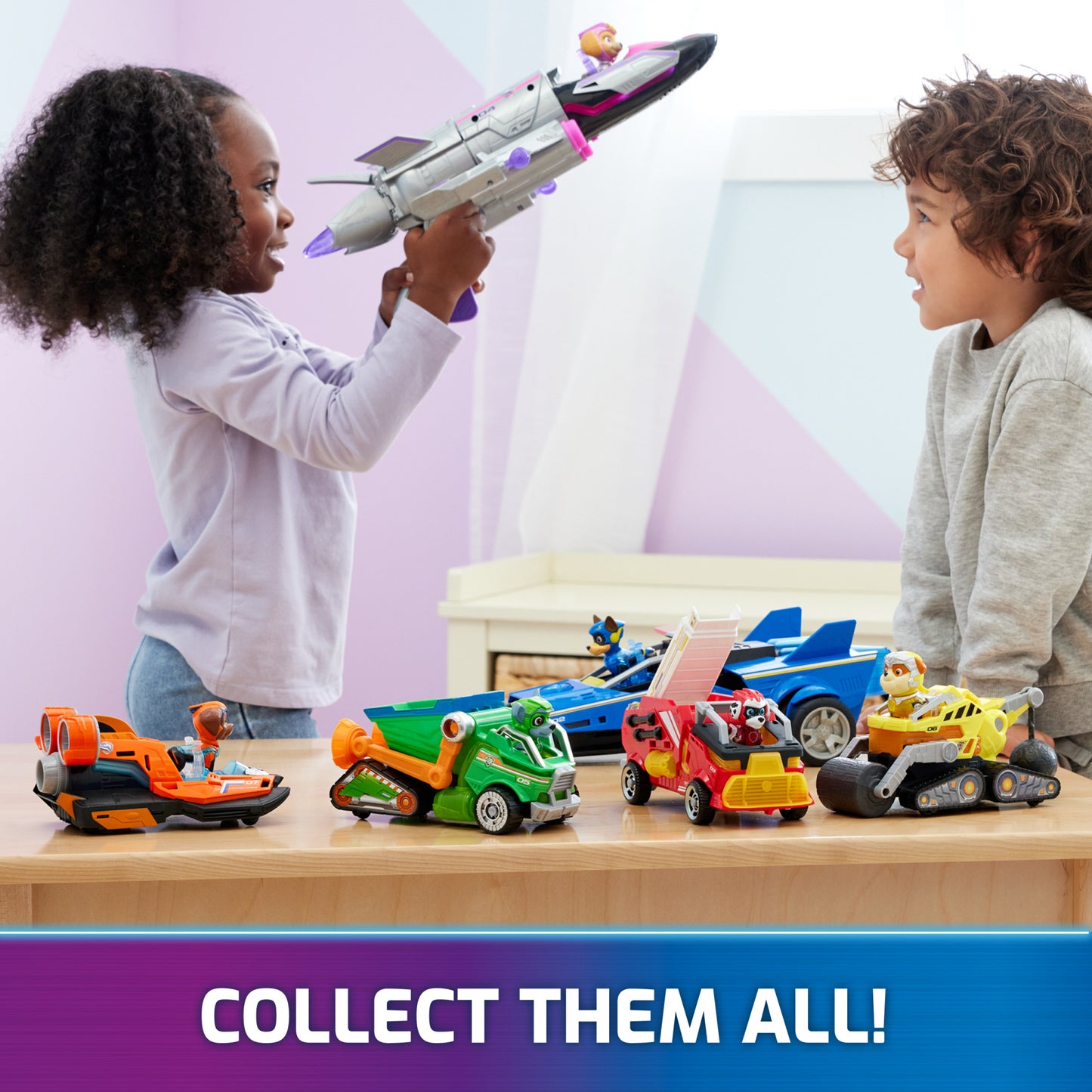 Paw Patrol: The Mighty Movie, Chase’s Mighty Transforming Cruiser with Mighty Pups Action Figure, Lights and Sounds, Kids Toys for Boys & Girls 3+