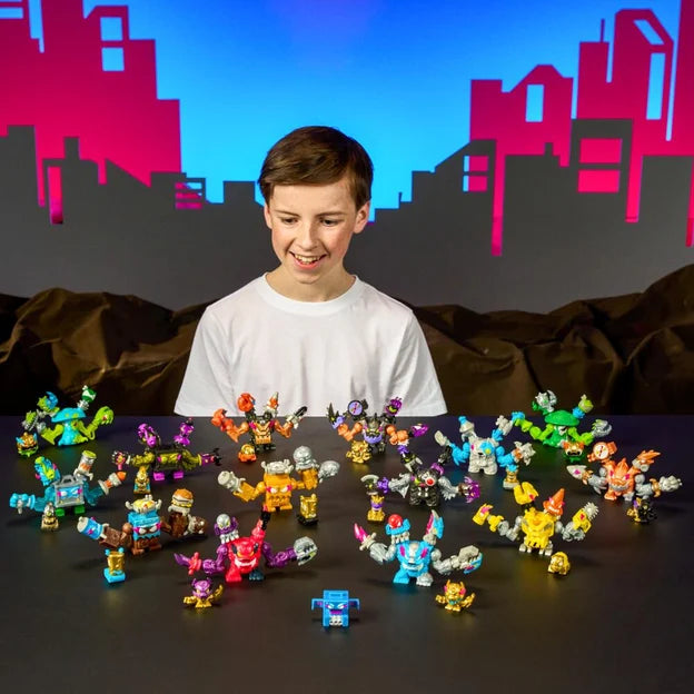 MrBeast Lab Swarms S5 Test Tube 3 Pack - MEGA-TECH Series Mini Figures