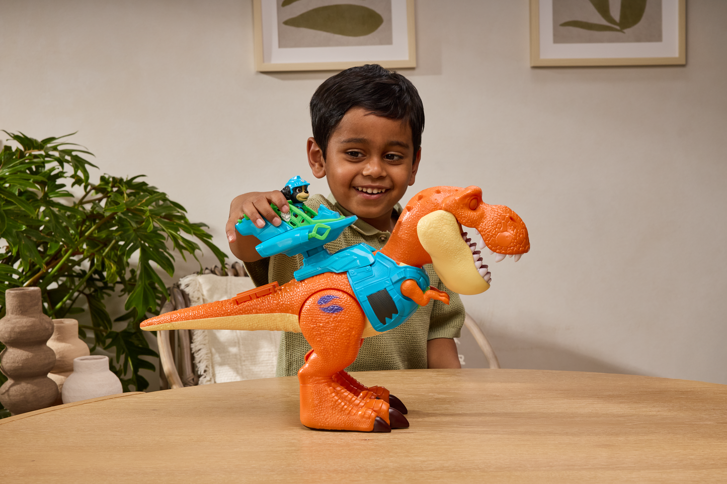 PAW Patrol: The Dino Movie, Roar & Explore Timmy Dinosaur with Rex Figure