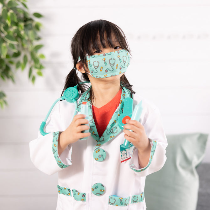 Melissa & Doug Doctor Costume Role Play Set – Kids Dress-Up & Pretend Play