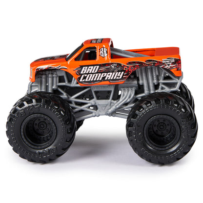 Monster Jam, Official Grave Digger vs W: Series 31 :: Die-Cast Monster Trucks, 1:64 Scale, Kids Toys for Boys Ages 3 and up