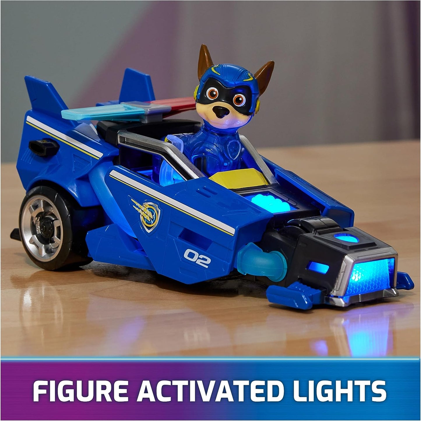Paw Patrol: The Mighty Movie, Toy Car with Chase Mighty Pups Action Figure, Lights and Sounds, Kids Toys for Boys & Girls 3+