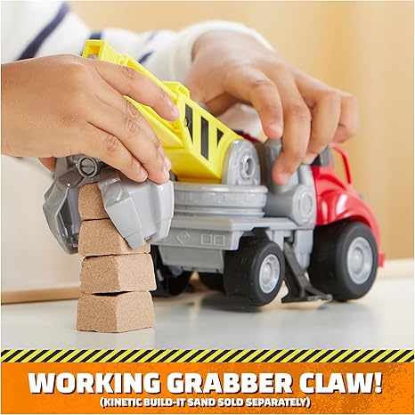 Rubble & Crew, Charger’s Crane Grabber Toy Truck with Movable Parts and a Collectible Action Figure, Kids Toys for Ages 3 and Up