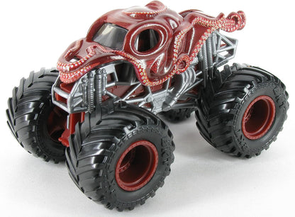 Monster Jam 2023 Official 1:64 Scale Diecast Truck 2-Pack Series 25 Octon8er vs Crushstation