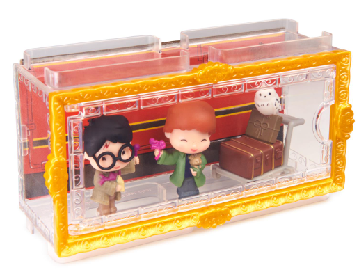 WIZARDING WORLD HARRY POTTER, MICRO MAGICAL MOMENTS FIGURES SET WITH EXCLUSIVE HARRY, RON, HEDWIG & DISPLAY CASE