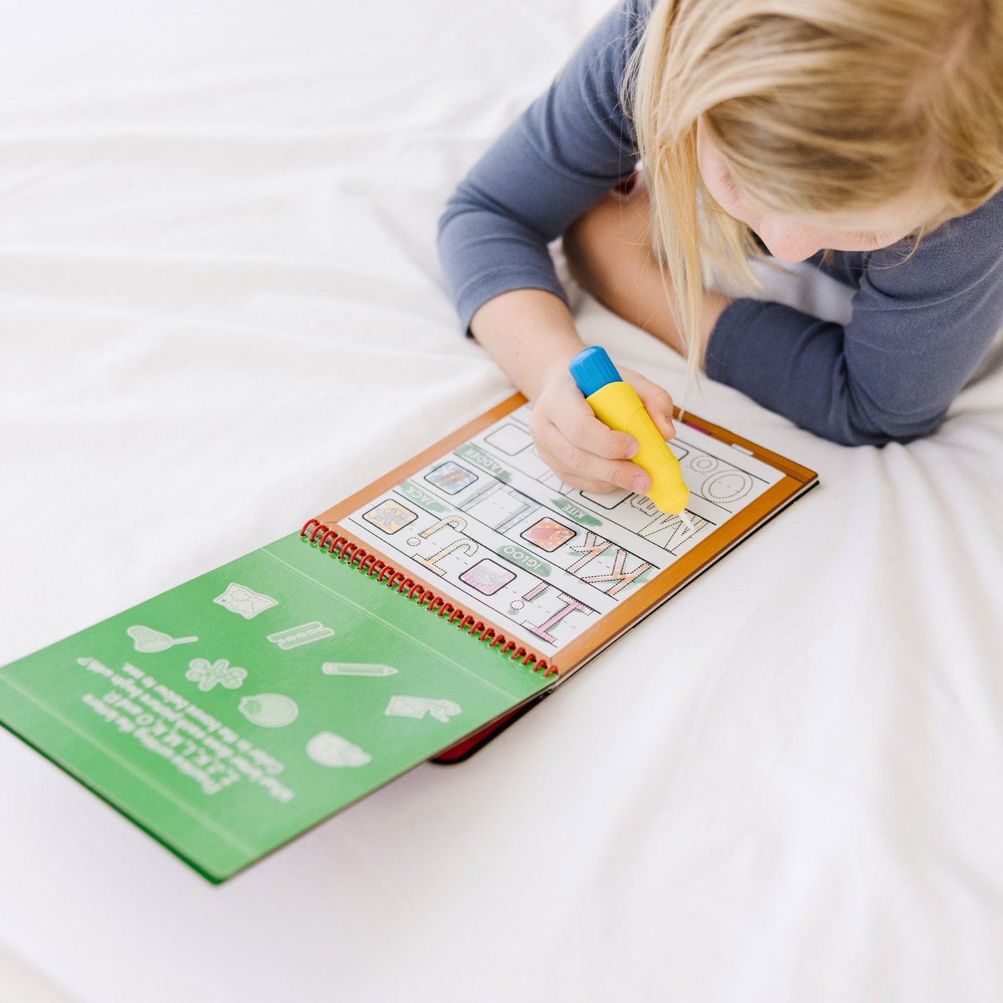 Melissa & Doug On the Go Water WOW! Alphabet Water-Reveal Pad