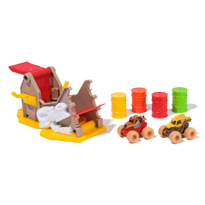 Monster Jam, Mini Launchers Set, Includes Monster Mutt and Earth Shaker 1:87 Scale Die-Cast Monster Trucks, Kids Toys for Boys Ages 3 4 5 6+