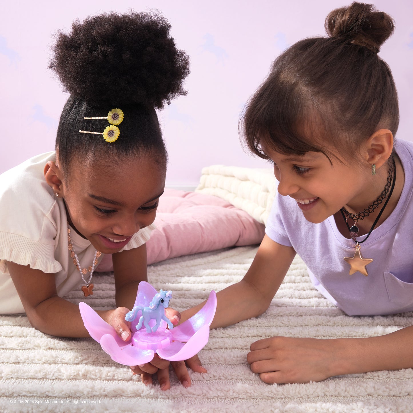 Unicorn Academy, Collectible Baby Unicorn Toy, Surprise Figure Blind Box (Styles May Vary), Dolls & Unicorn Toys for Girls Ages 4 and up